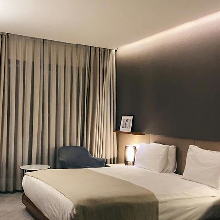 The Tomar Hospitality Hotel New Delhi Buitenkant foto